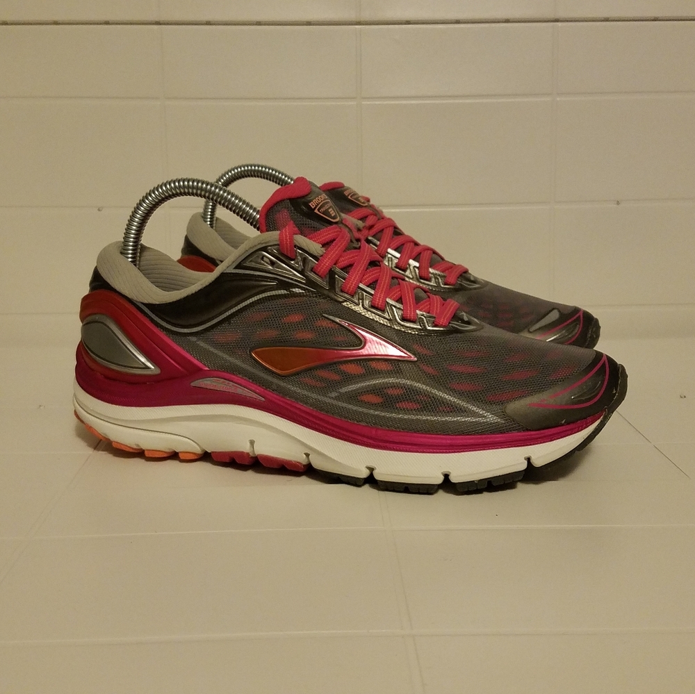 Brooks Transcend 3